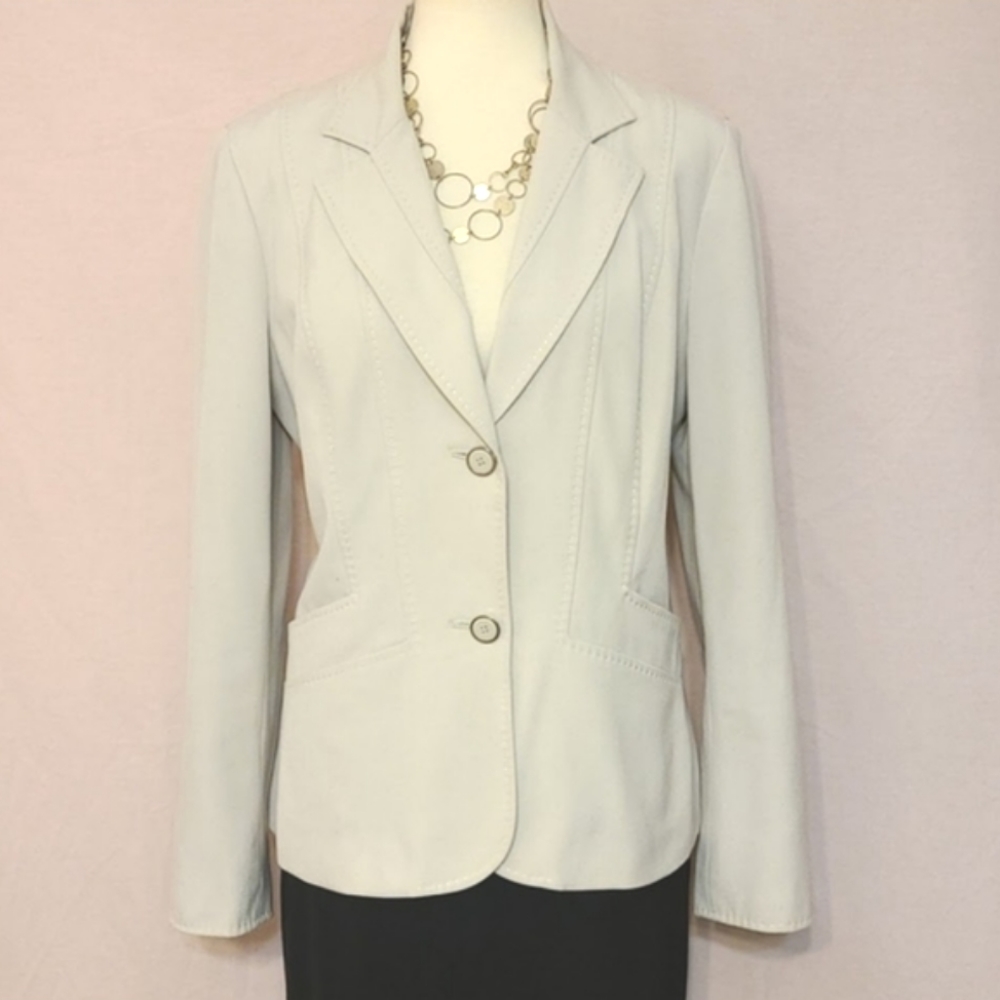Focus 2000 Cream Blazer